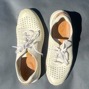 Casual Clarks Sneakers